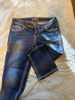Silver Jeans Capris with White Stitching